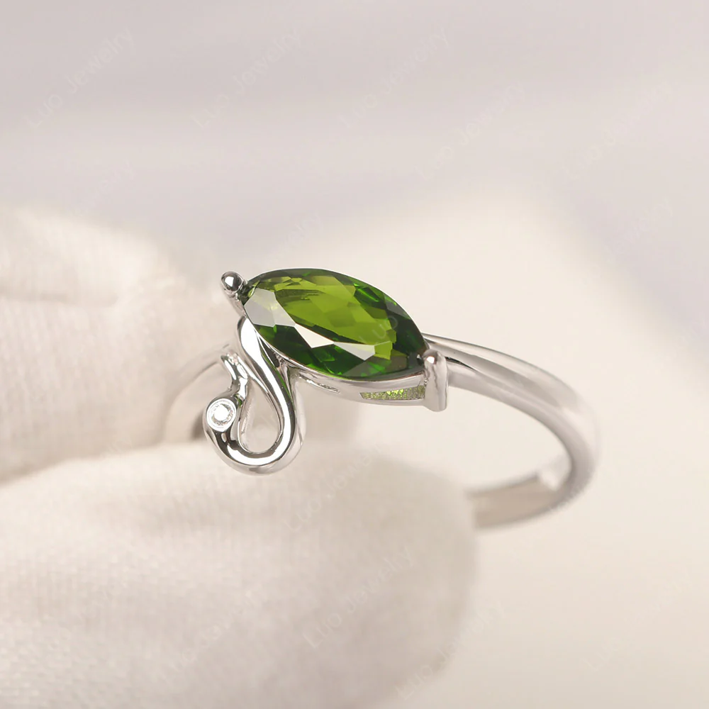 Diopside Swan Ring - Image 2