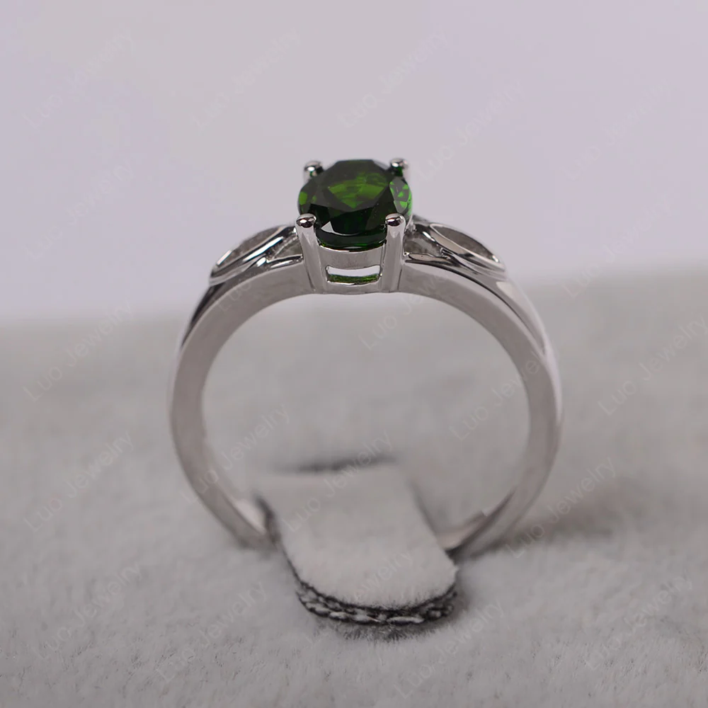 Oval Diopside Solitaire Split Shank Ring - Image 3