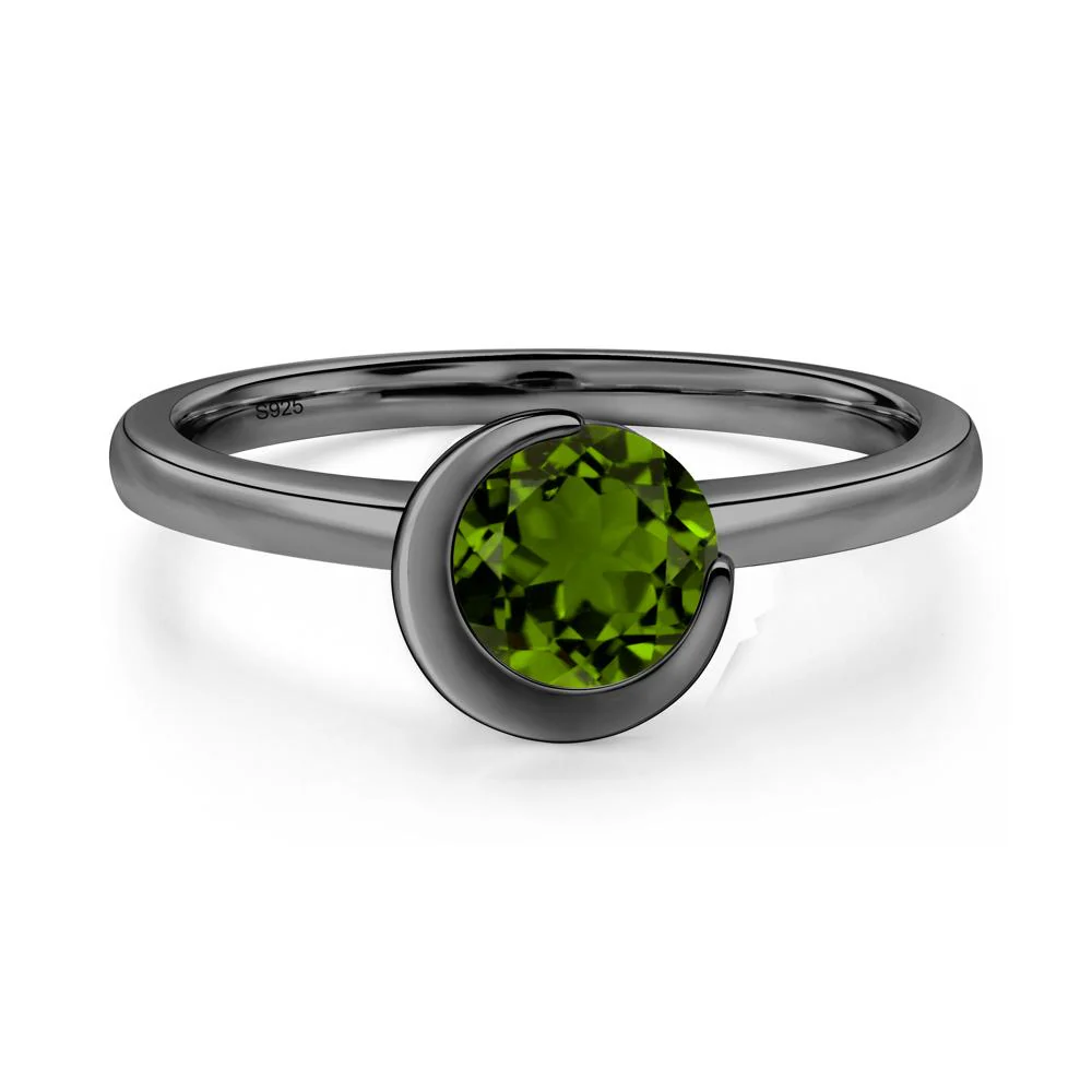 Diopside Unique Bezel Set Engagement Ring - Image 9