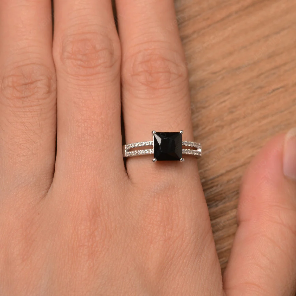 Black Spinel Engagement Ring Double Band - Image 4