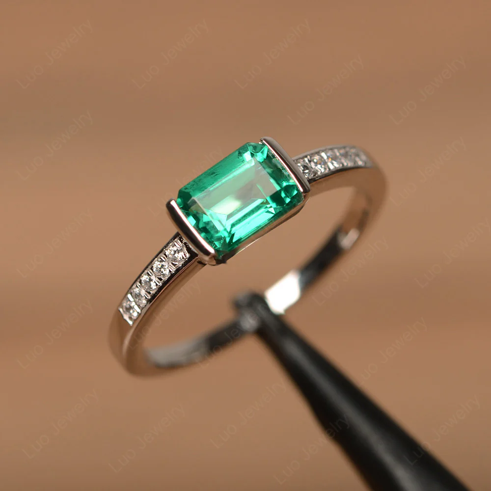 Emerald Cut Half Bezel Emerald Ring - Image 2