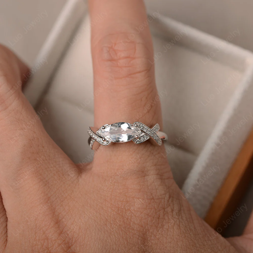 White Topaz East West Criss Cross Ring - Image 4