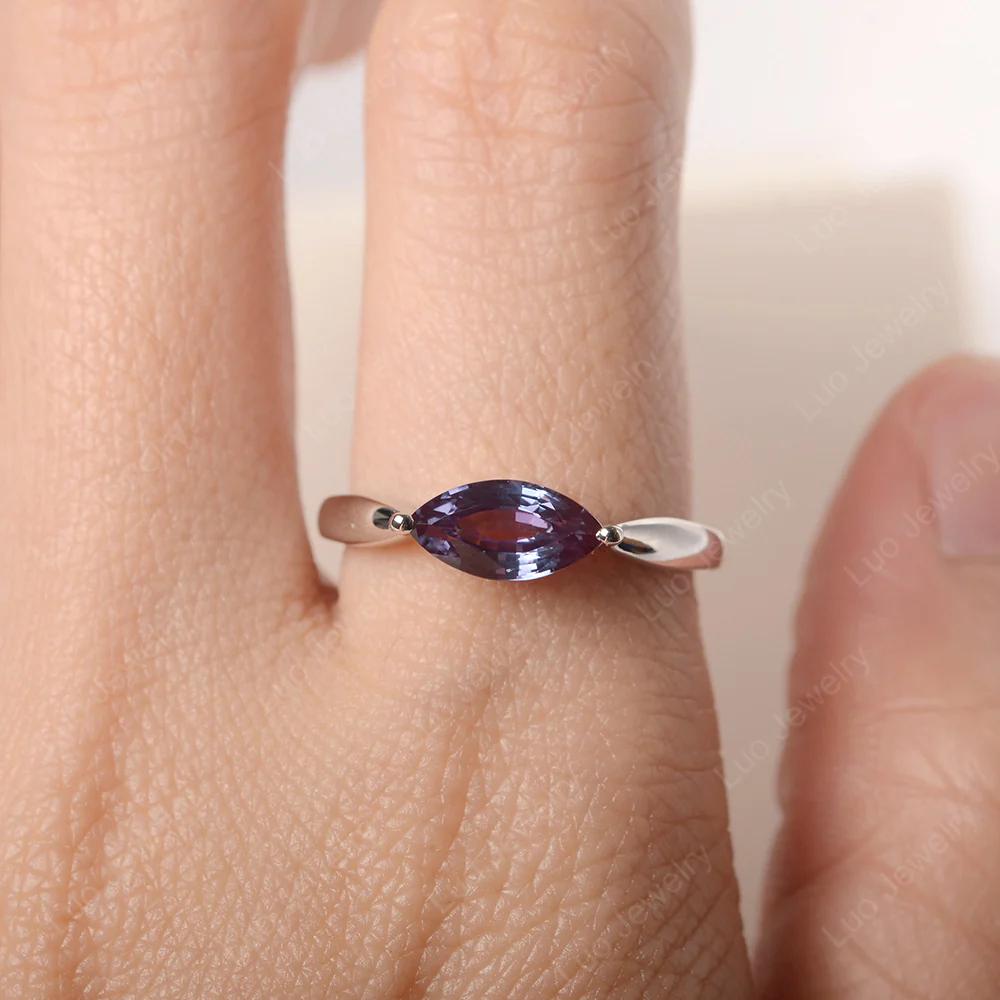 Marquise Cut Alexandrite East West Ring - Image 5