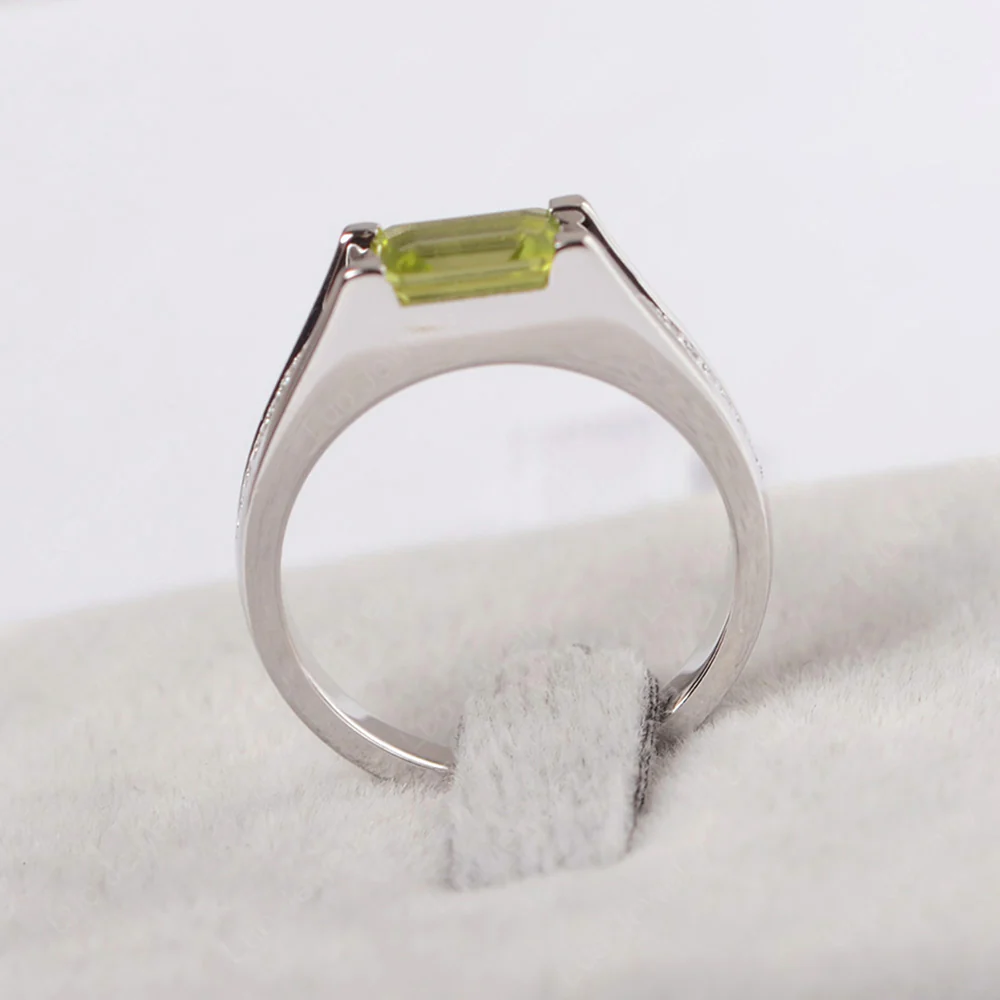 East West Peridot Engagement Ring - Image 3