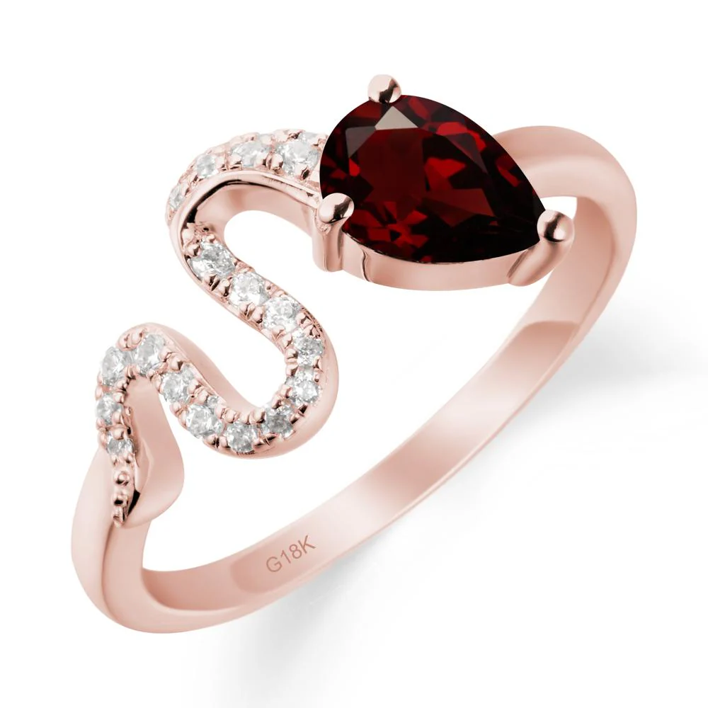 Elegant Wave Band Garnet Ring - Image 5