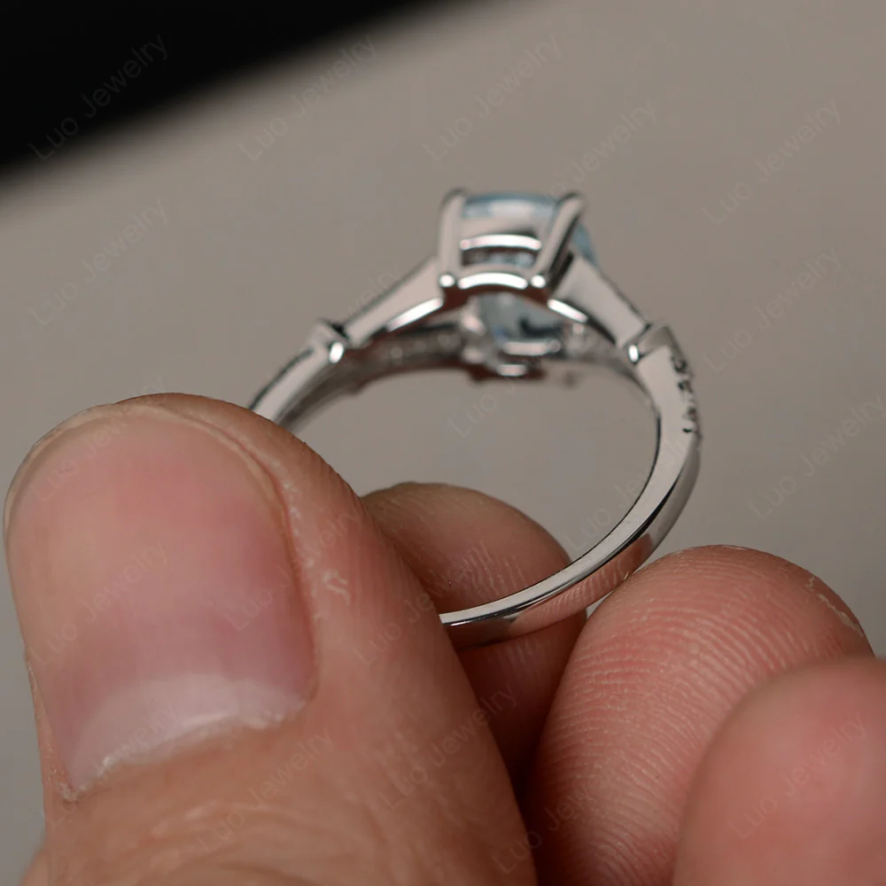 Aquamarine Rectangular Cushion Cut Ring - Image 3