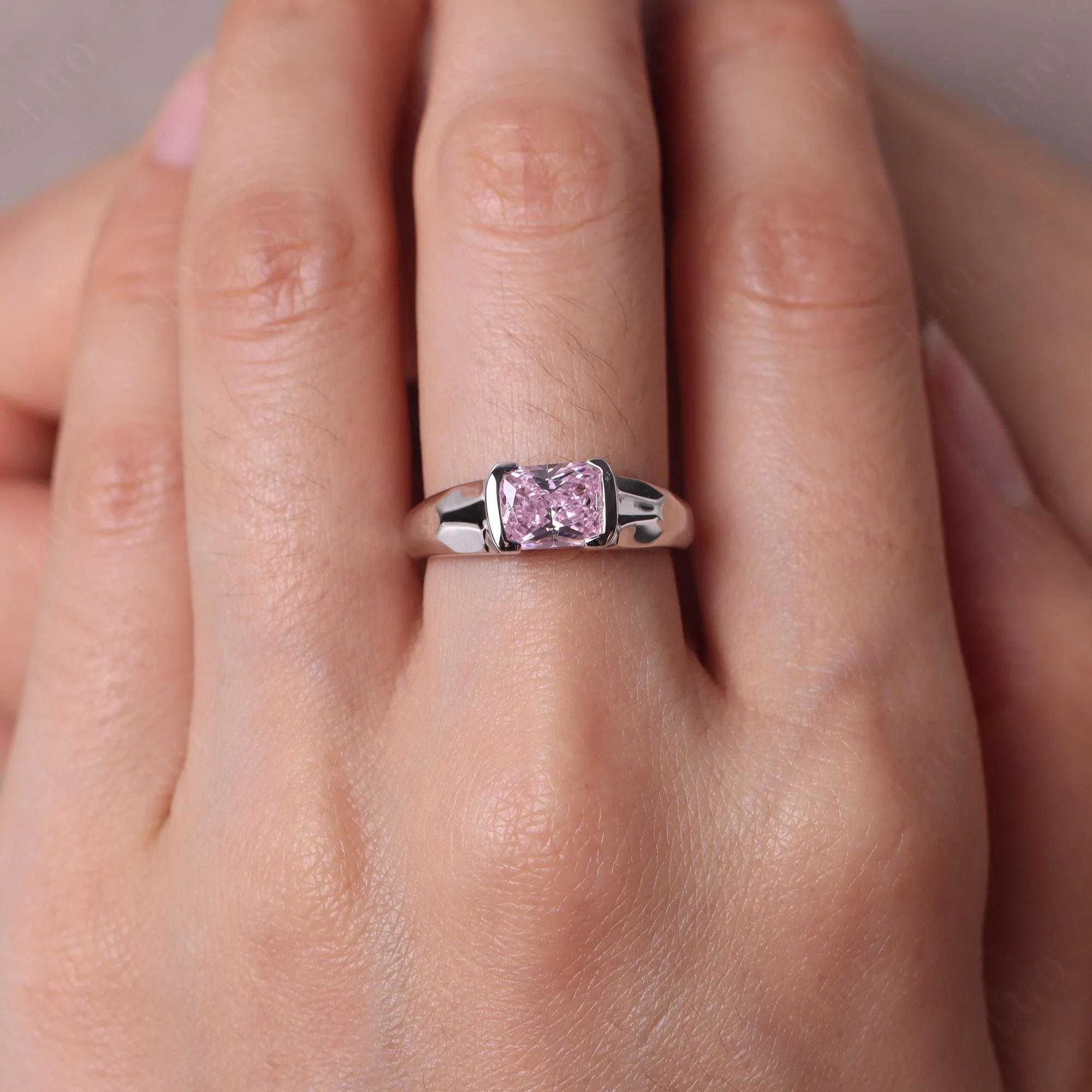 Pink Cubic Zirconia Bezel Seting Ring - Image 14