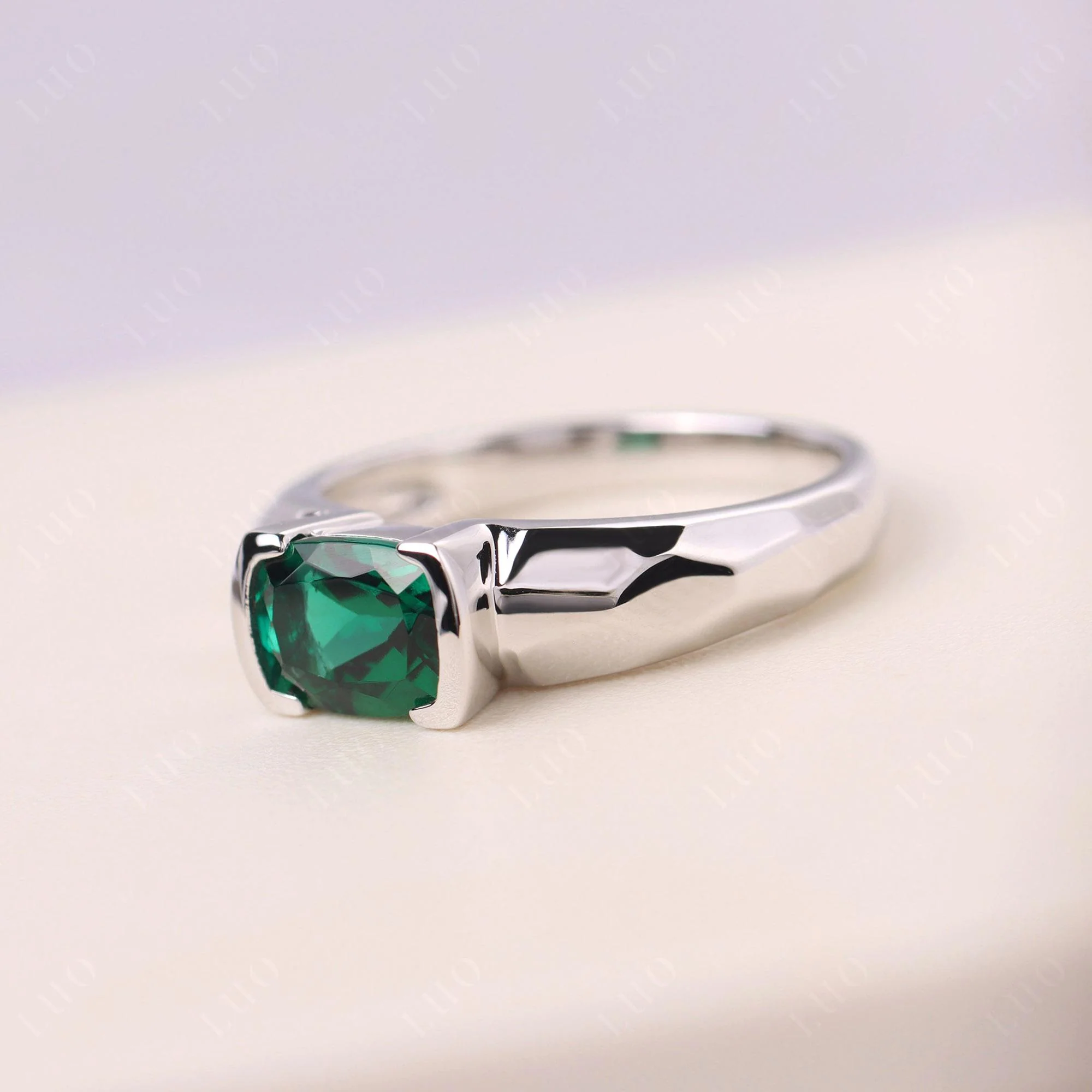 Emerald Bezel Seting Ring - Image 11
