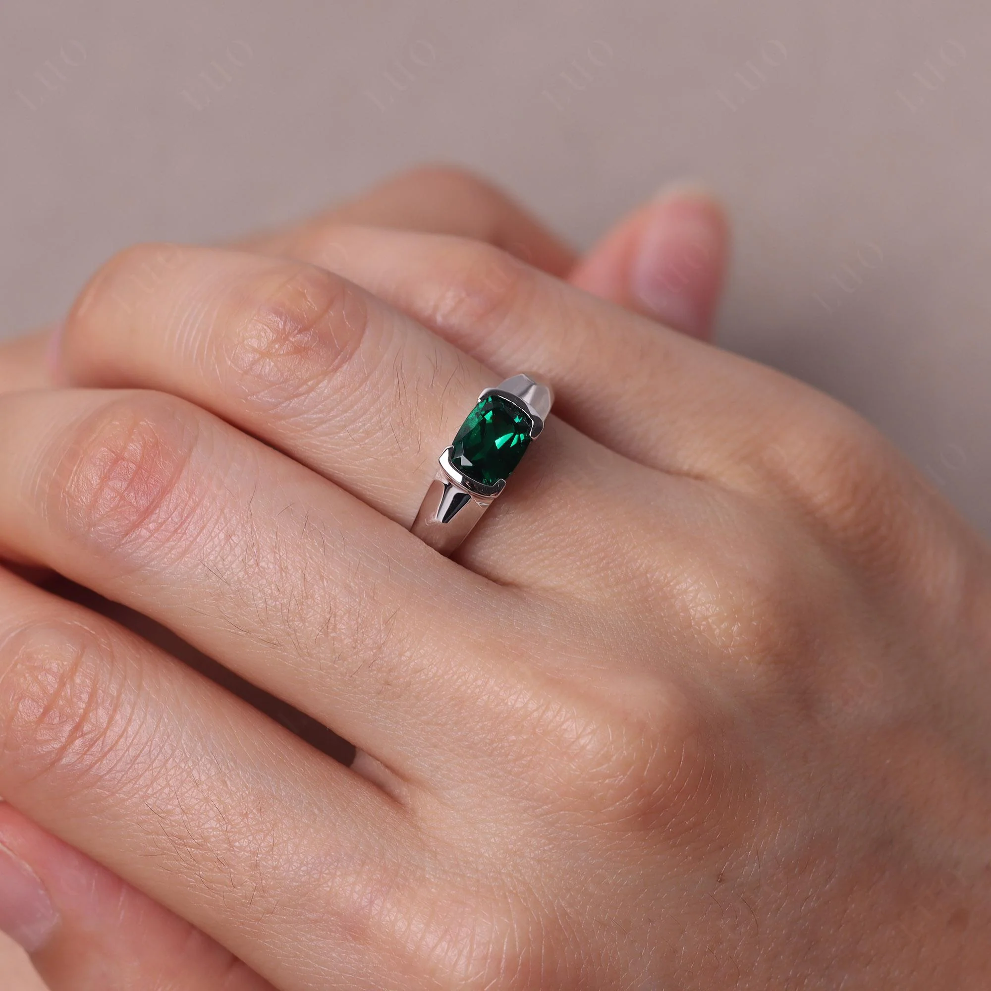 Emerald Bezel Seting Ring - Image 14
