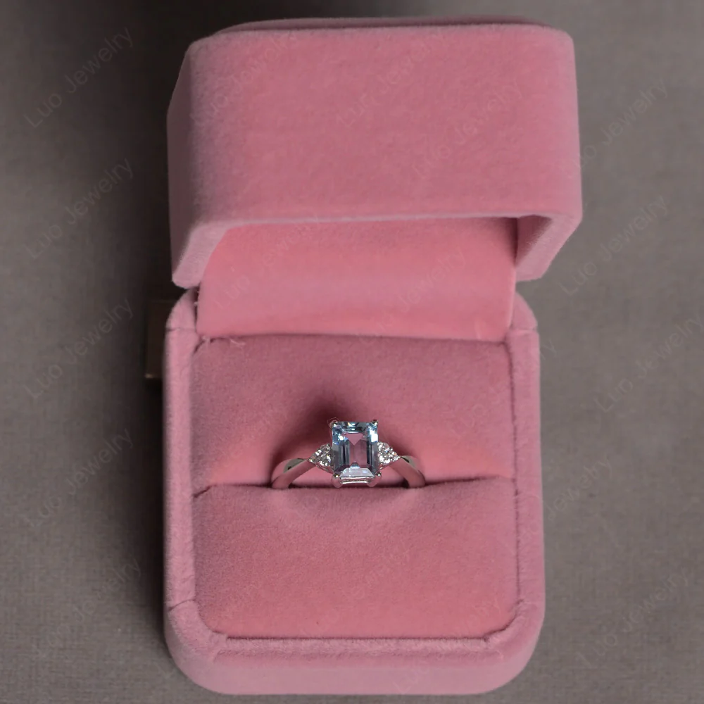 Emerald Cut Aquamarine Ring - Image 4