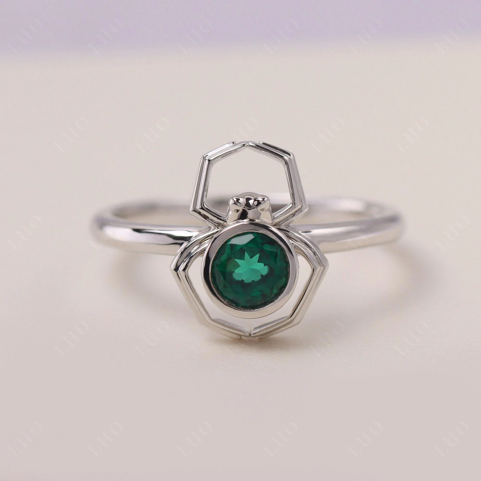 Emerald Bezel Set Spider Ring - Image 10