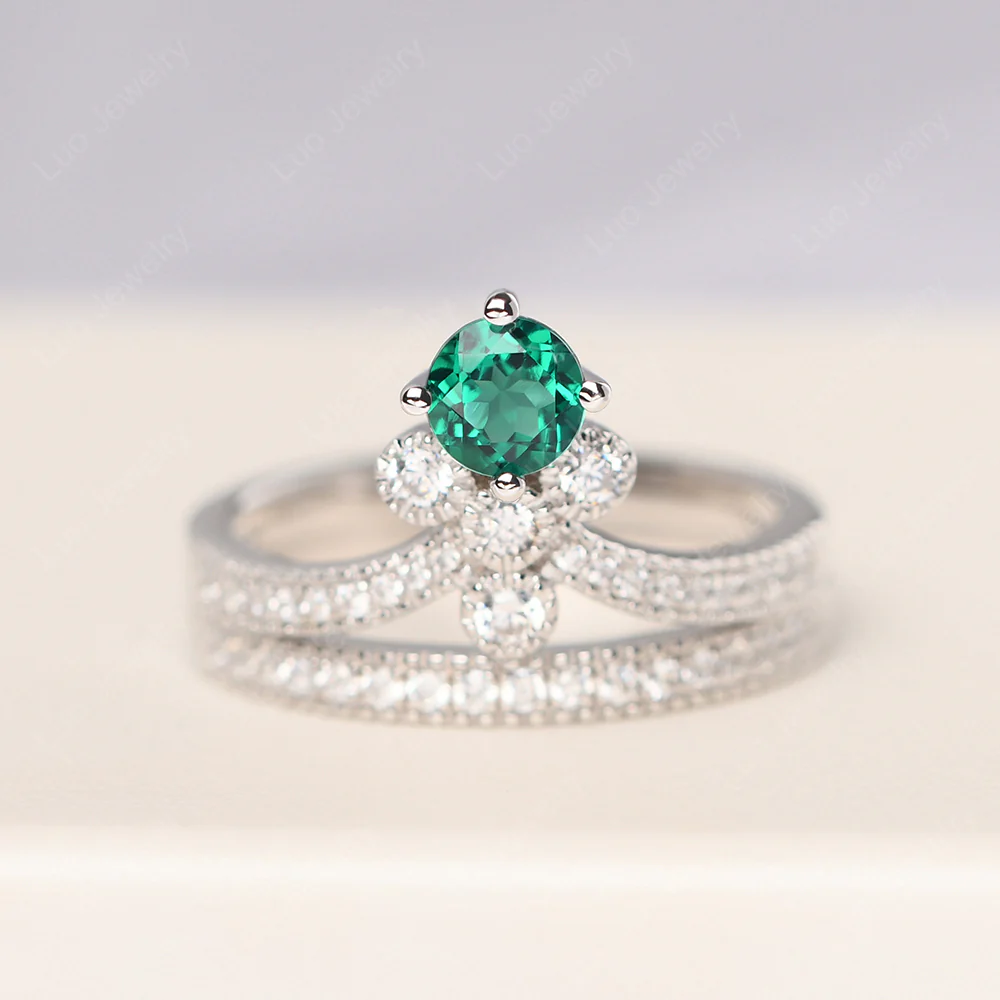 Emerald Milgrain Bridal Ring Set - Image 2