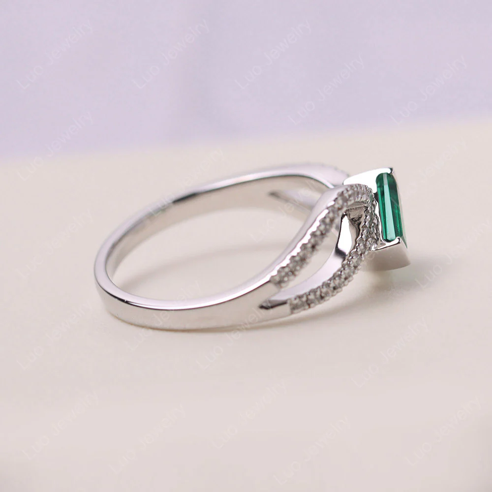 Emerald Bypass Baguette Ring - Image 4