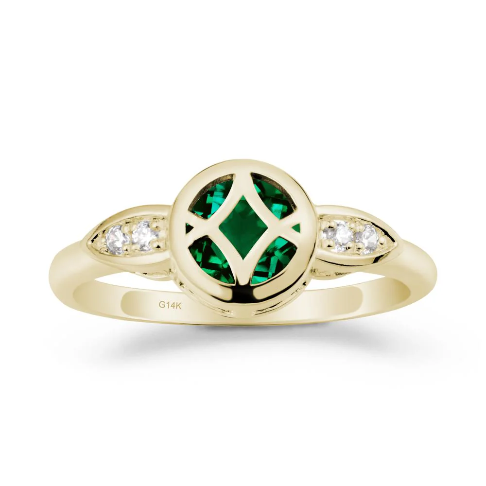 Emerald Celtic Knot Ring - Image 3