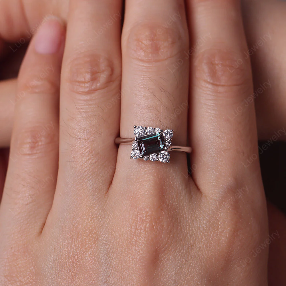 Emerald Cut Alexandrite Halo Ring - Image 5