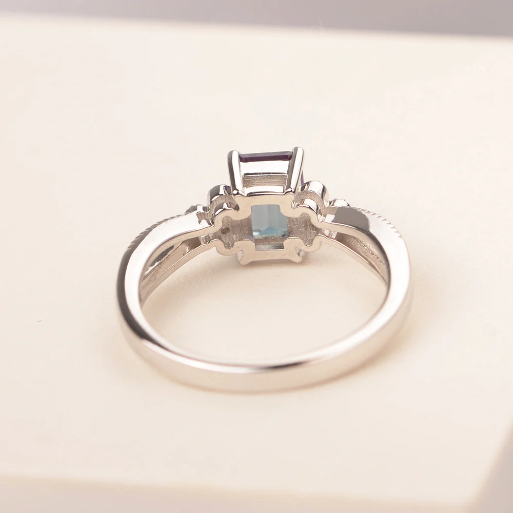 Alexandrite Milgrain Engagement Ring - Image 4