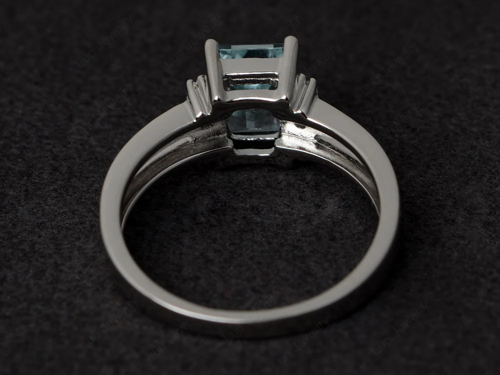 Aquamarine Three Split Shank Ring - Image 3