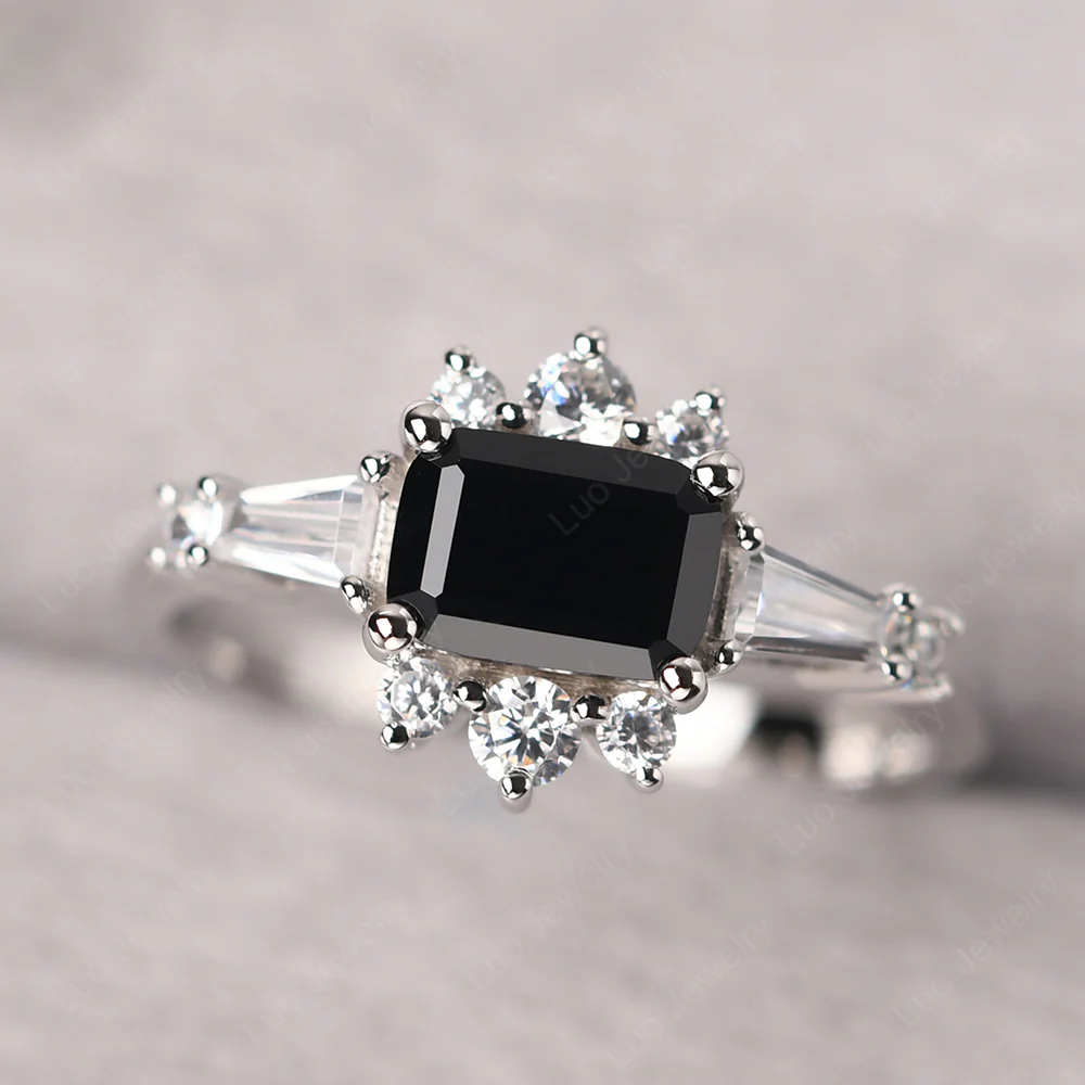 Art Deco Black Spinel Horizontal Ring