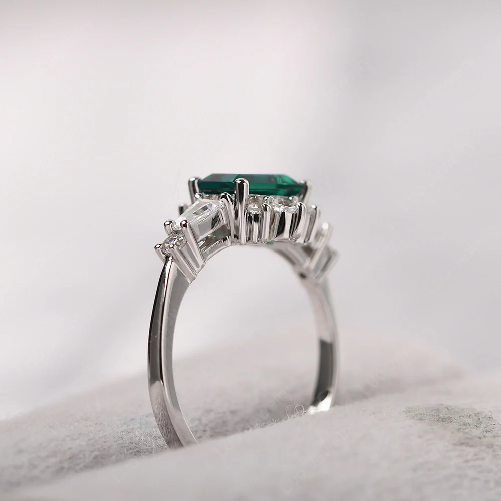Art Deco Emerald Horizontal Ring - Image 5