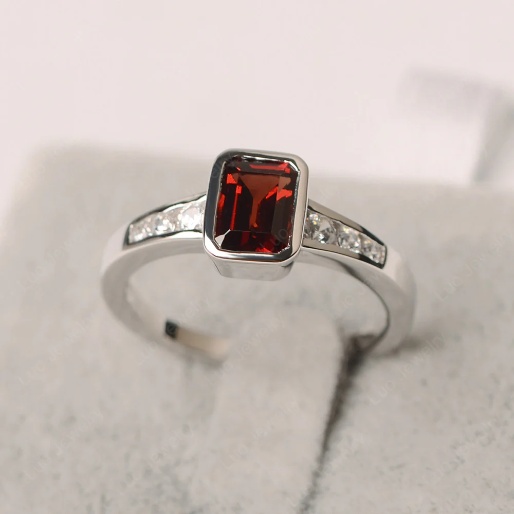 Emerald Cut Garnet Bezel Set Ring - Image 2