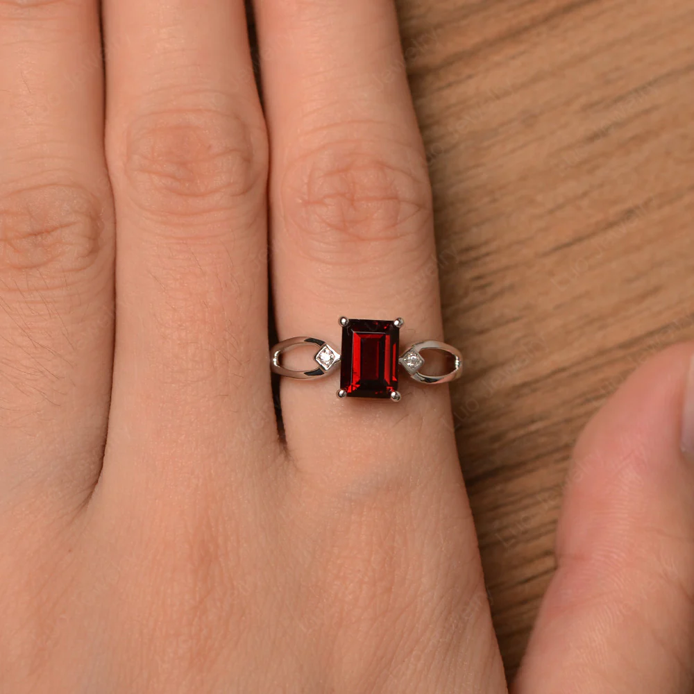 Emerald Cut Garnet Ring Split Shank - Image 4