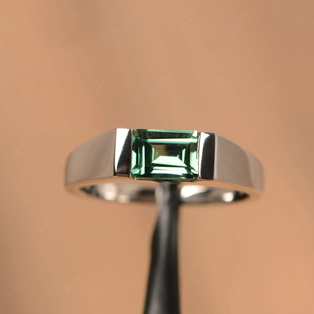 East West Green Sapphire Ring - Image 10