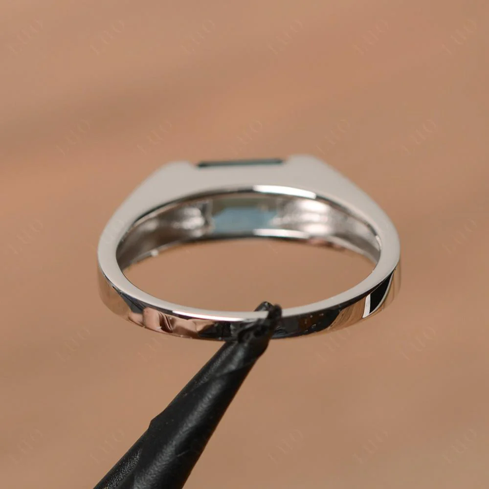 London Blue Topaz Gender Neutral Ring - Image 12