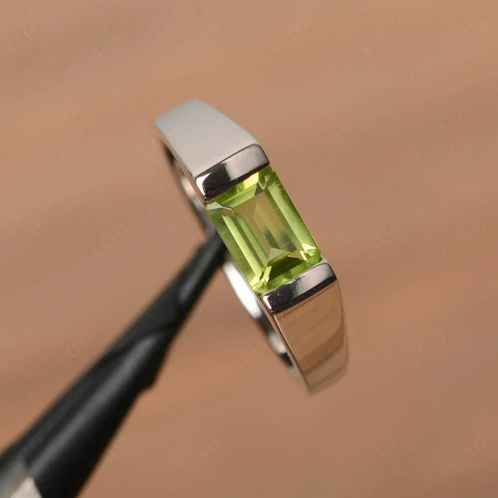 Peridot Unisex Ring - Image 11