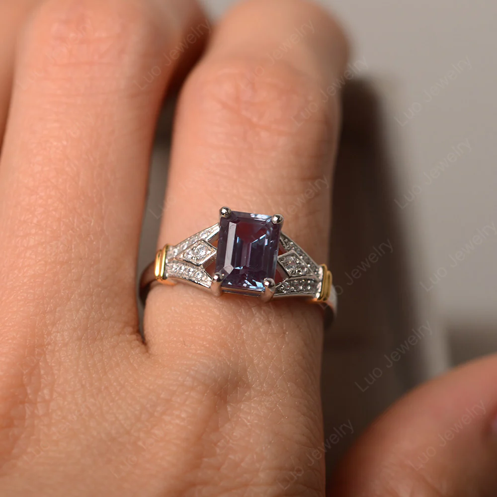 Alexandrite Women's Crown Ring - Image 5