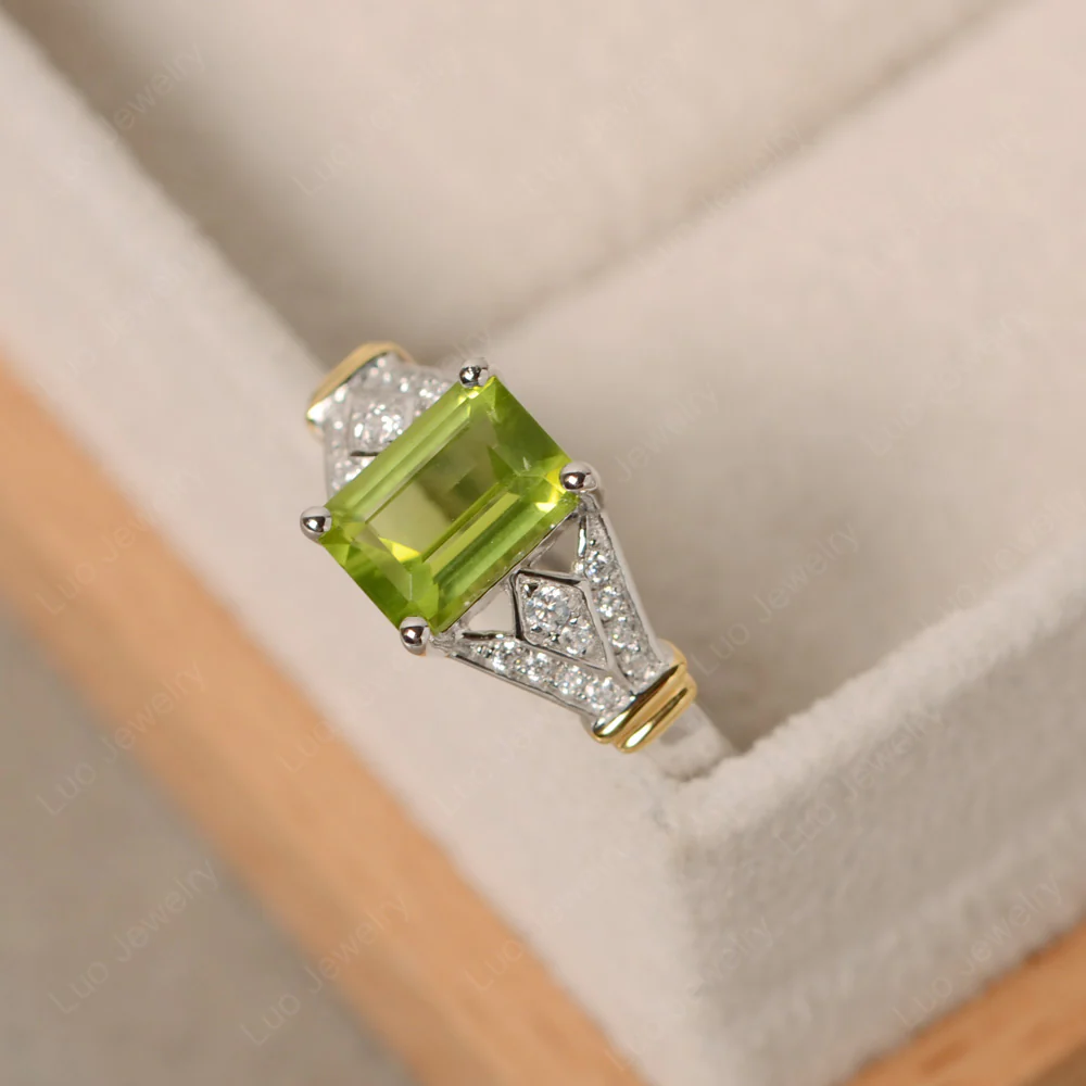 Peridot Women's Crown Ring - Image 4