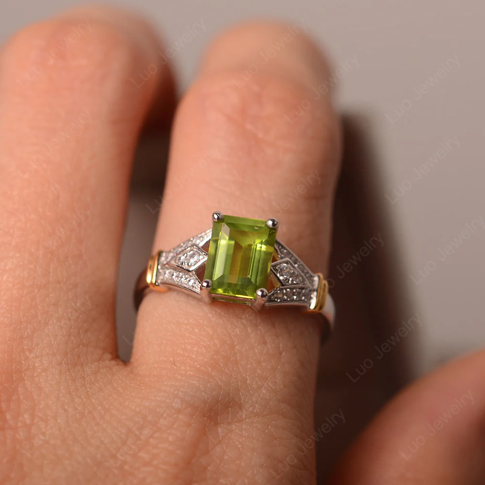 Peridot Women's Crown Ring - Image 5