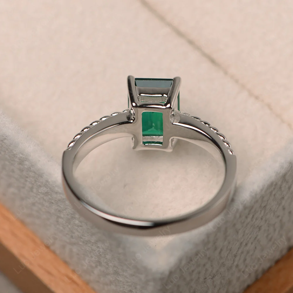 Emerald Solitaire Woven Ring - Image 3