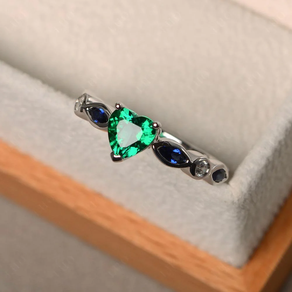 Heart Emerald Ring - Image 11