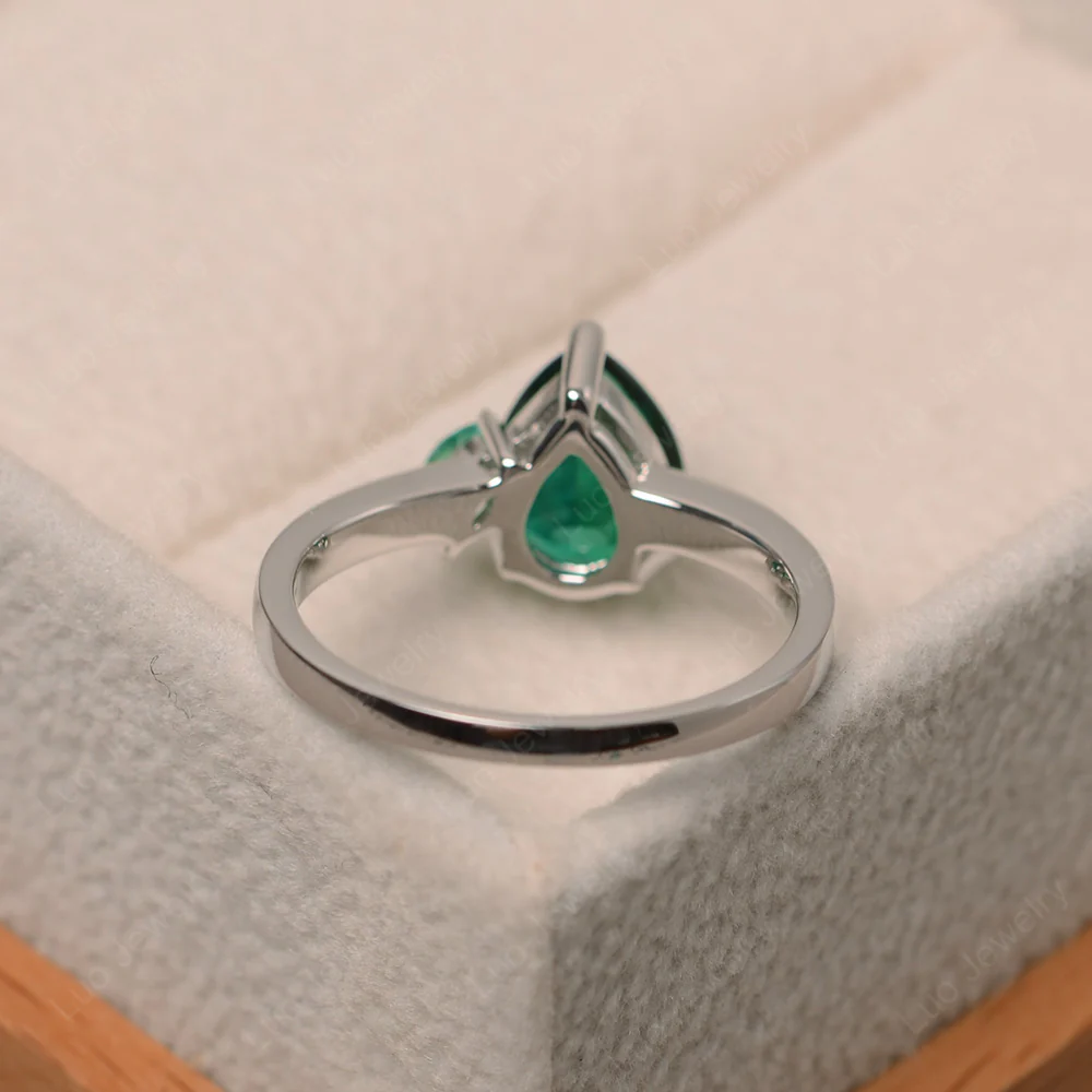 Unique Pear Shaped Emerald Ring - Image 3