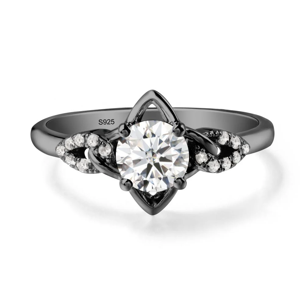 Four Pointed Star Moissanite Ring - Image 7