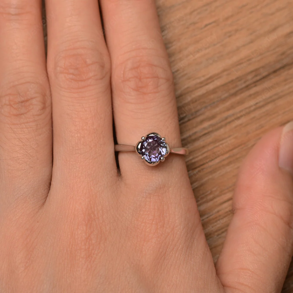 Flower Alexandrite Solitaire Engagement Ring - Image 4