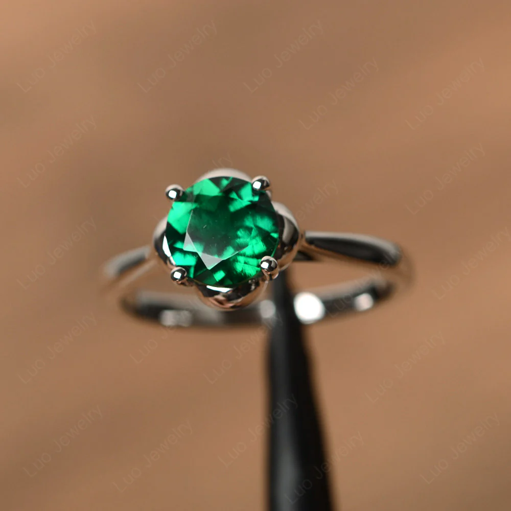 Flower Emerald Solitaire Engagement Ring