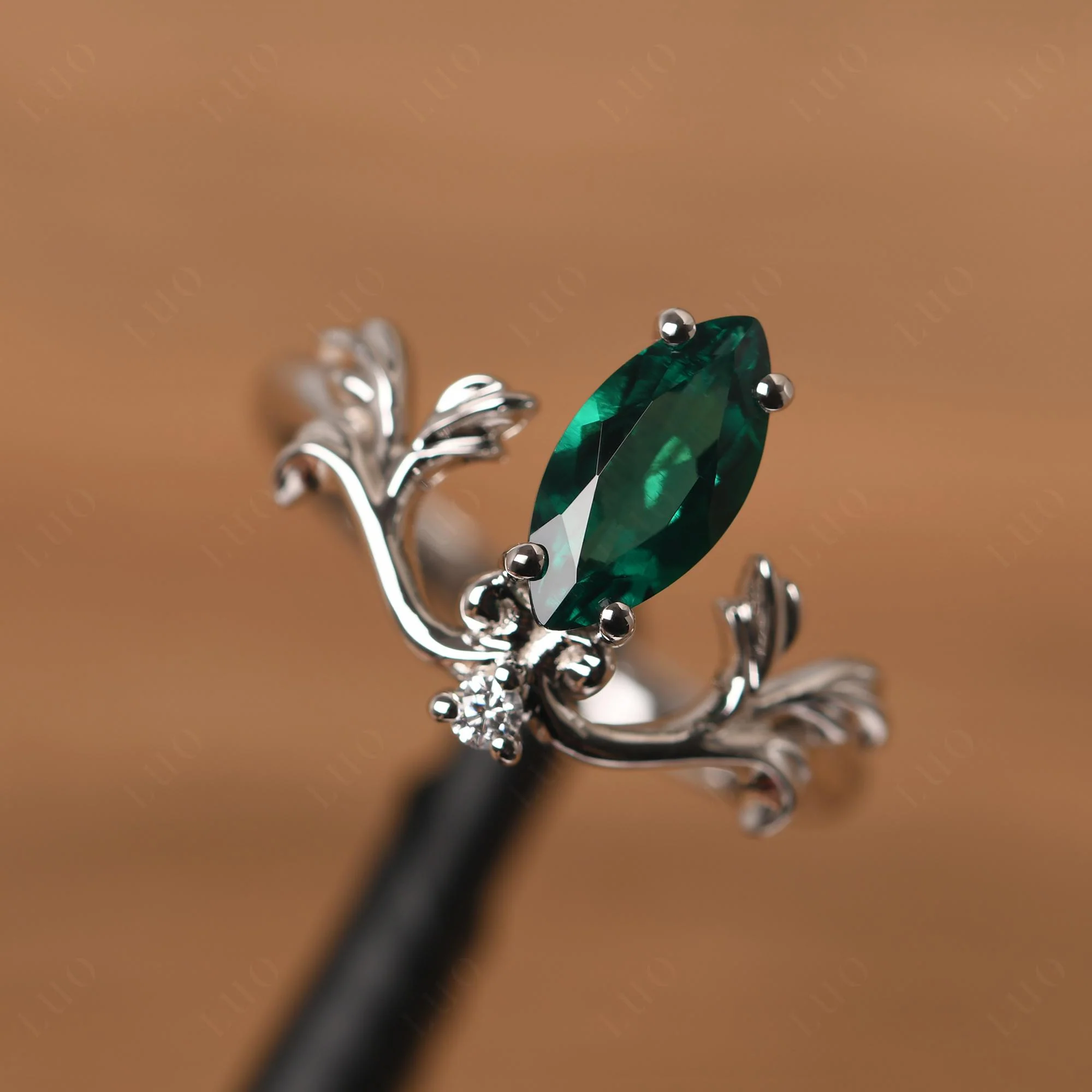 Emerald Branch Ring - Image 10