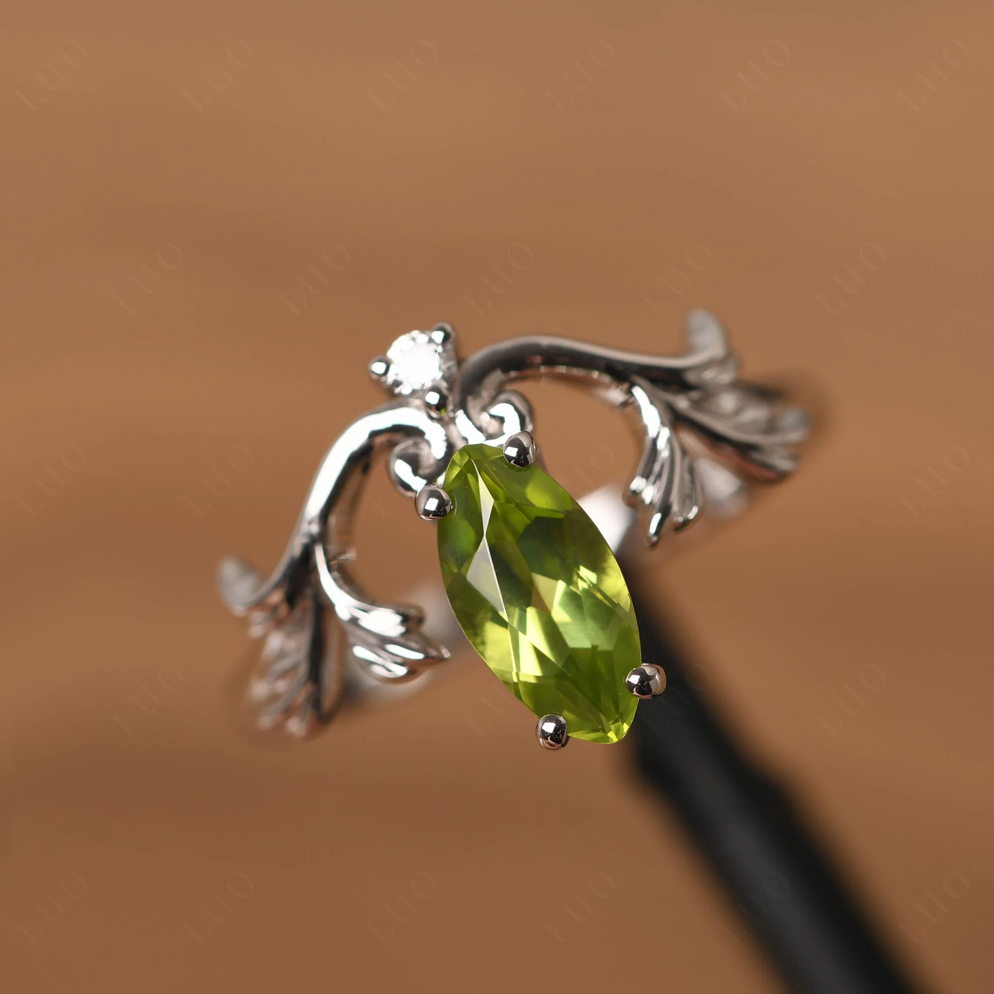 Peridot Branch Ring - Image 10