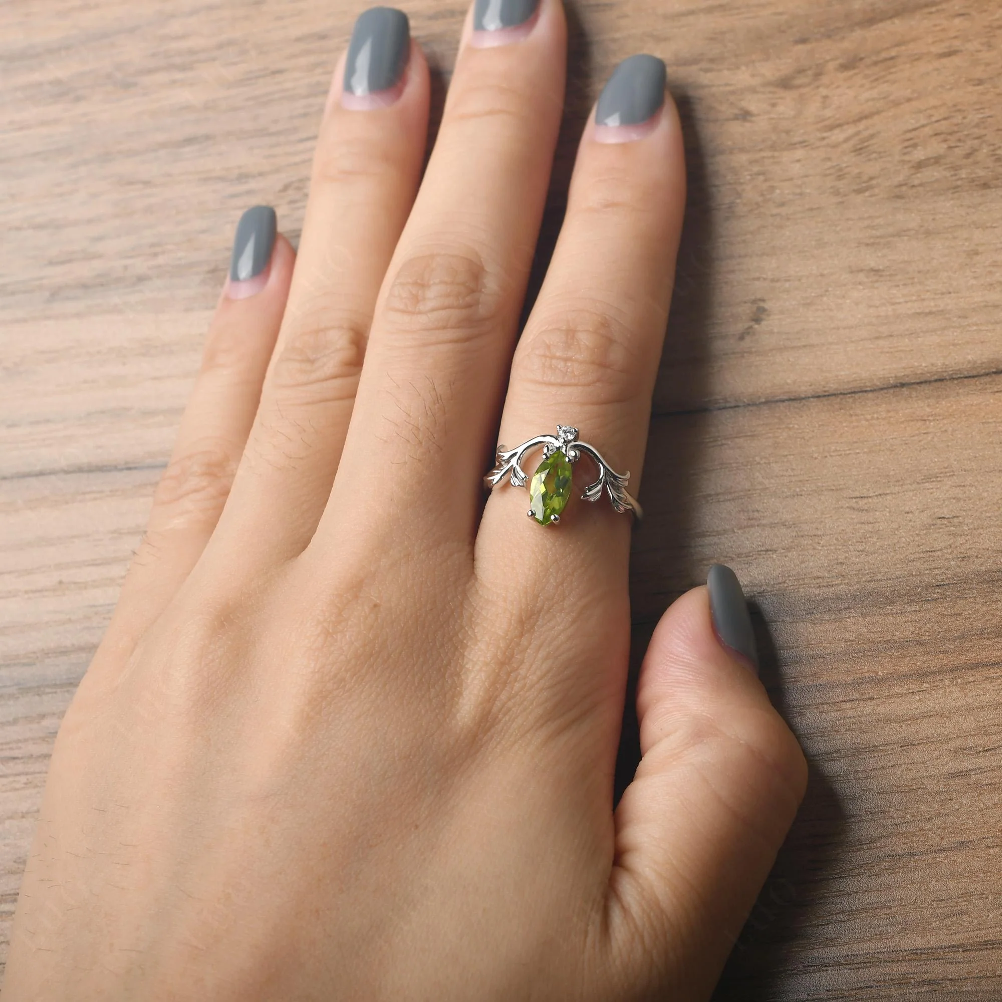 Peridot Branch Ring - Image 14