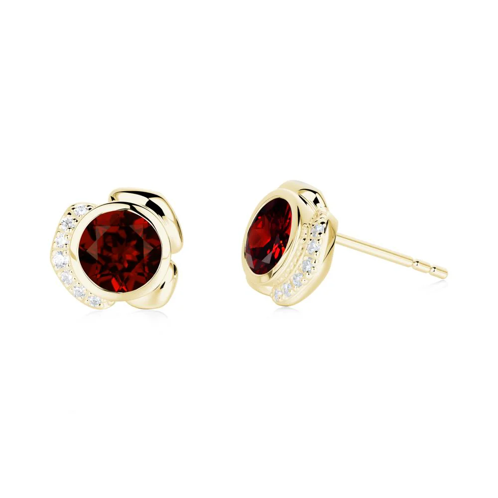 Flower Round Garnet Earrings - Image 5