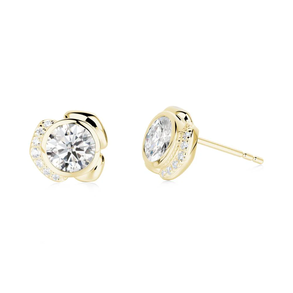 Flower Round Moissanite Earrings - Image 7