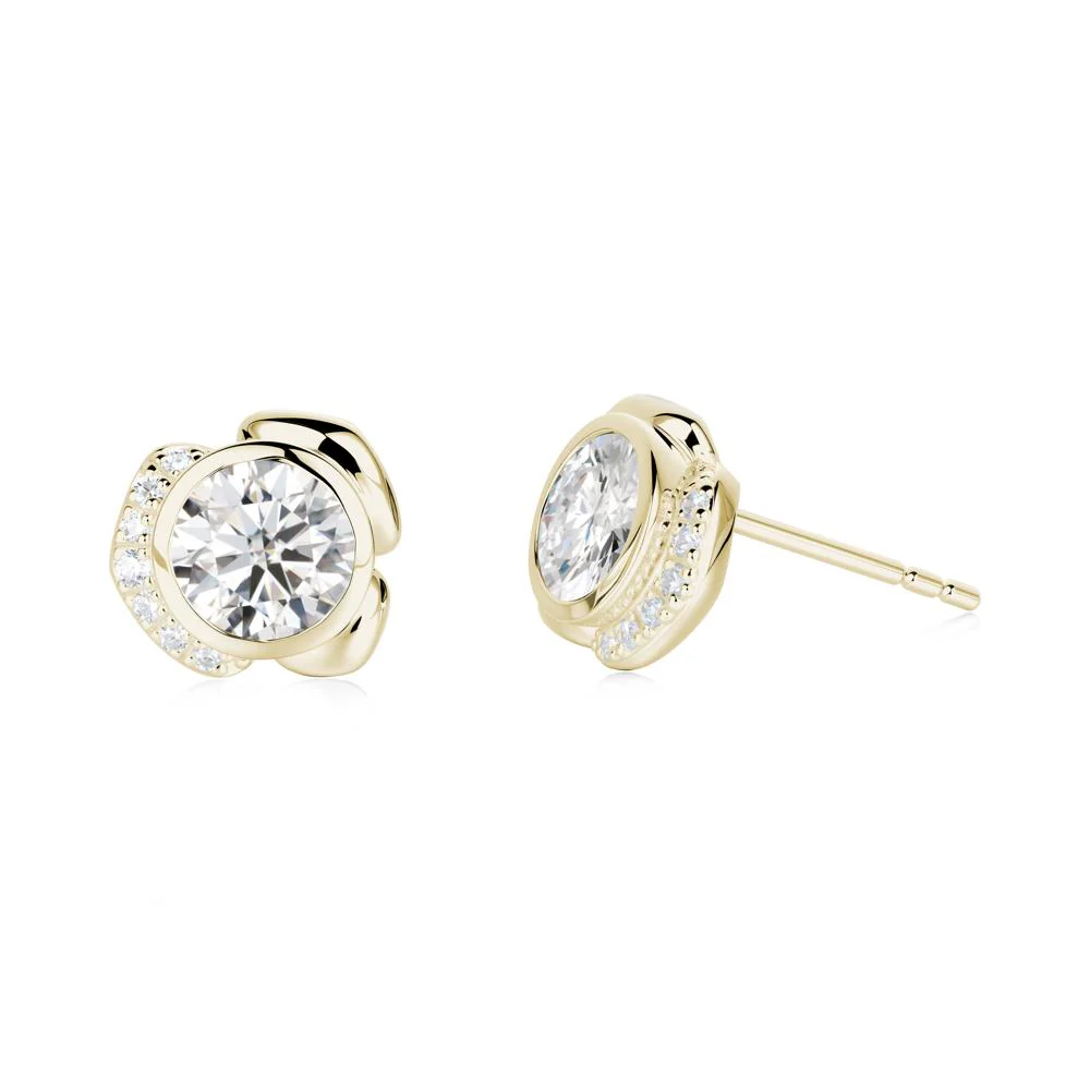 Flower Round Moissanite Earrings - Image 9