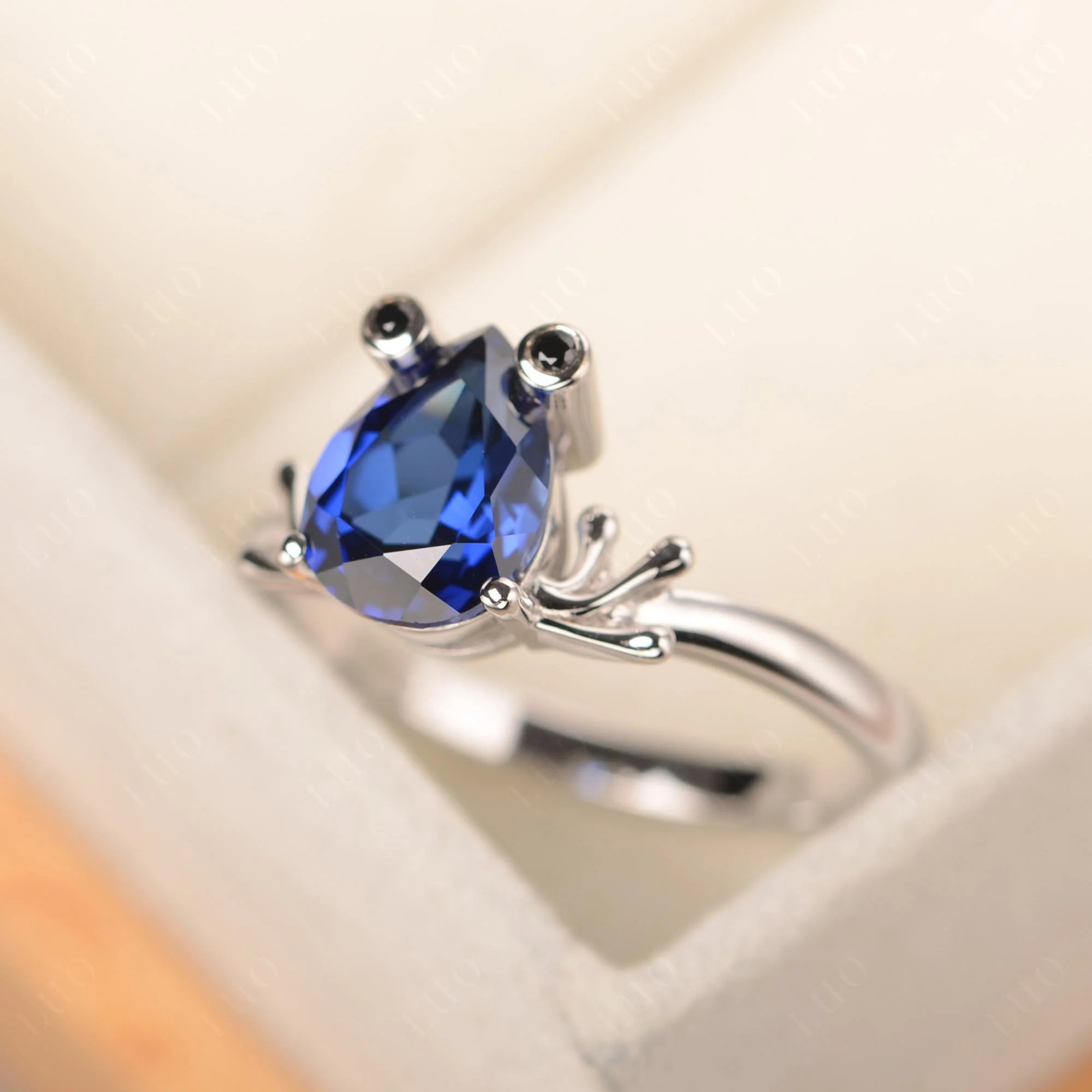 Sapphire Frog Engagement Ring - Image 30
