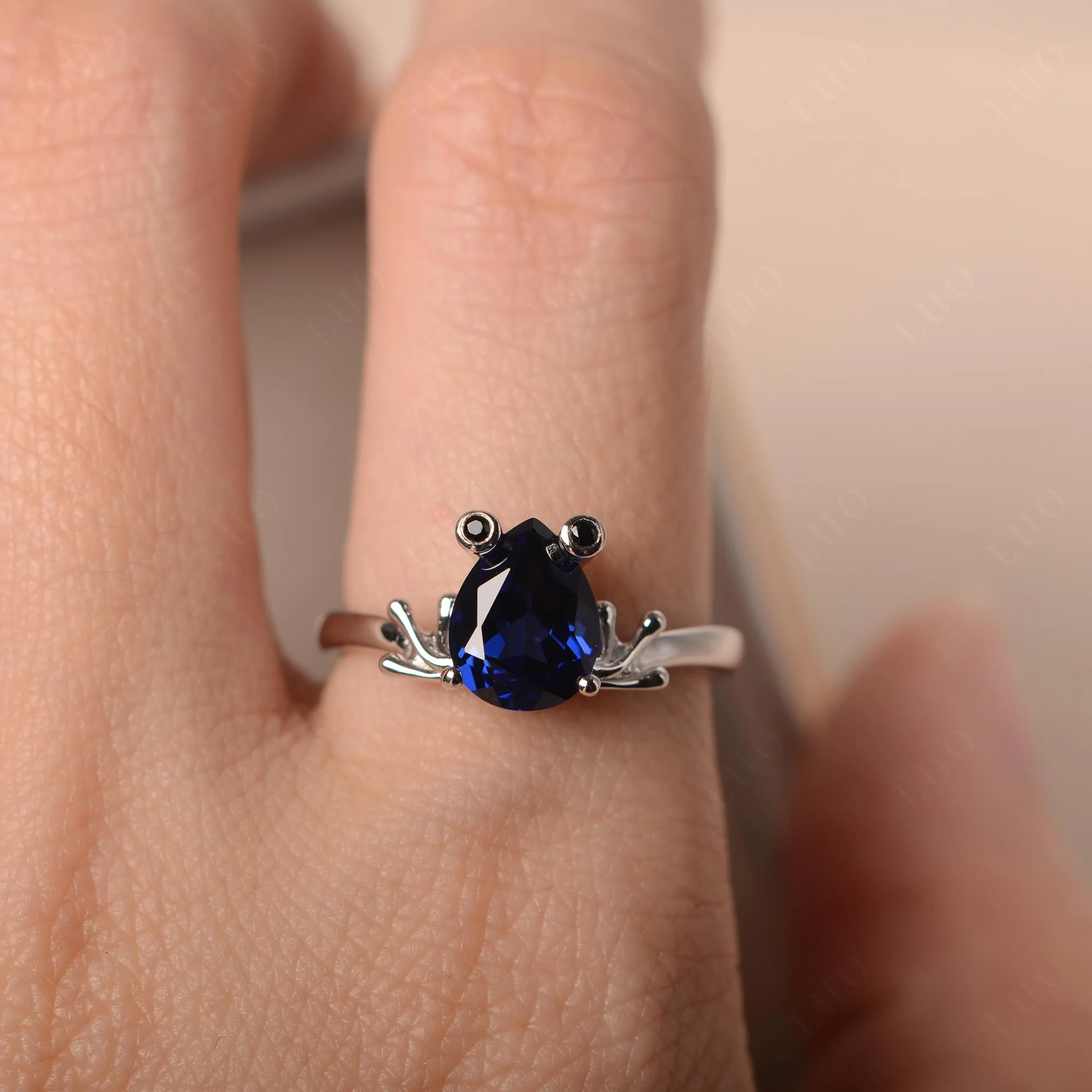 Sapphire Frog Engagement Ring - Image 34