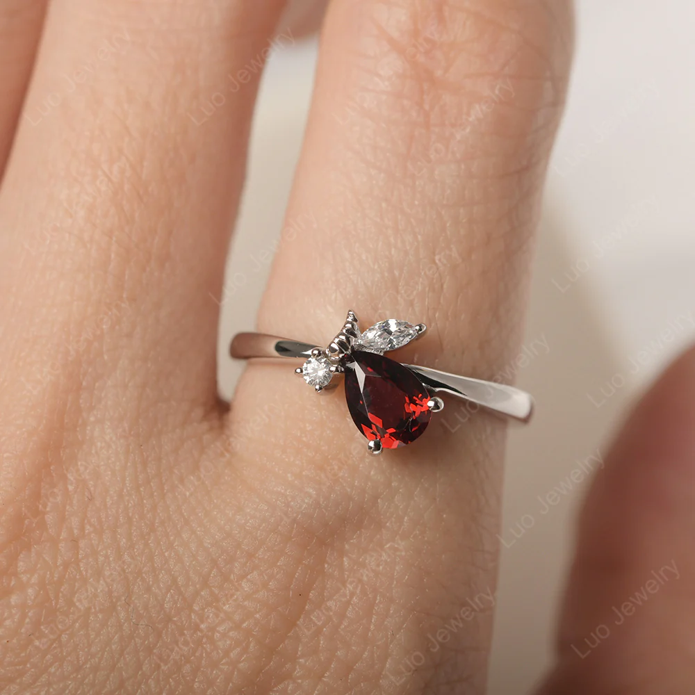 Garnet Bee Engagement Ring - Image 6