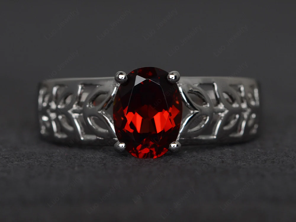 Garnet Leaf Solitaire Ring