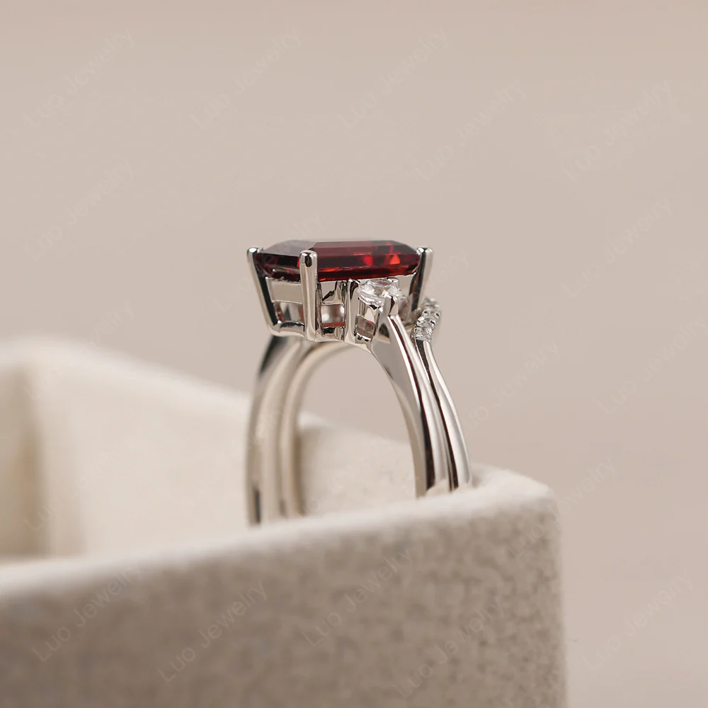 Garnet Emerald Cut Ring with Band - Image 5