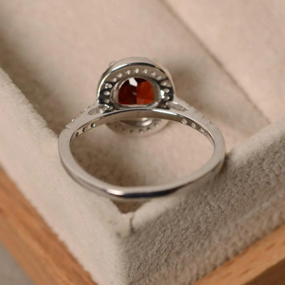 Oval Garnet Halo Ring - Image 32