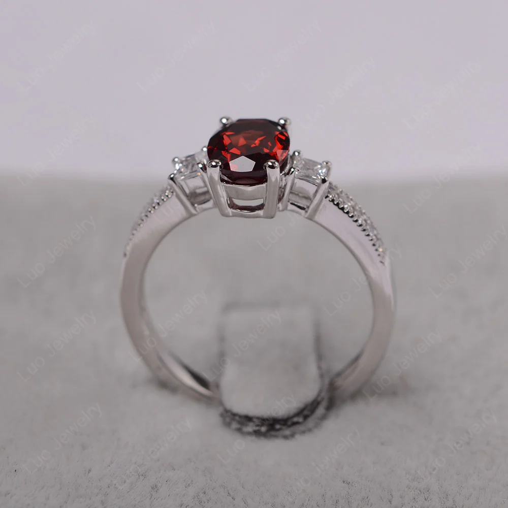 Oval Garnet Milgrain Statement Ring - Image 3